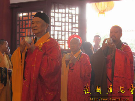 「佛像开光」湖南临湘药王寺举行殿宇落成暨佛像开光法会