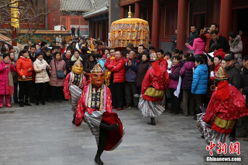 「雍和宫」北京雍和宫举行祈愿大法会之绕寺仪式
