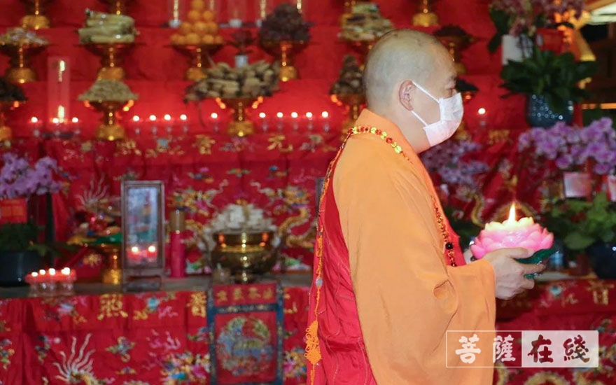 「佛教」上海七宝教寺举行拜月传灯祈福法会 「佛教」上海七宝教寺举行拜月传灯祈福法会