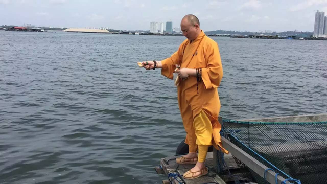 「传喜法师」处处光明——传喜法师印尼 新加坡弘法行圆满