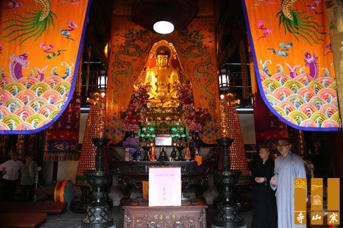 「寒山寺」江苏苏州寒山寺举行为江苏盐城受灾民众祈福及捐赠仪式