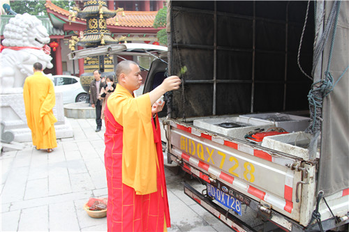 「佛教」福建厦门梵天禅寺万佛法会圆满举行斋天、放生、圆满供仪式