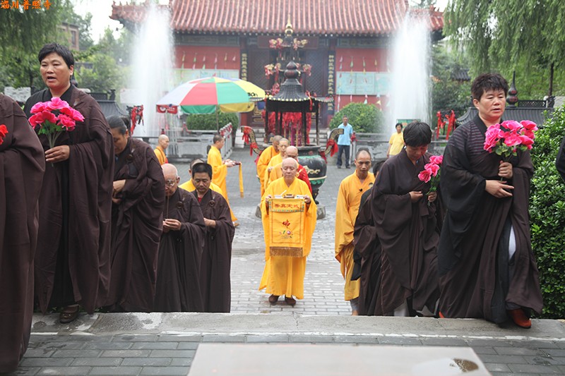 「菩萨戒」山东普照寺举行传授在家菩萨戒法会