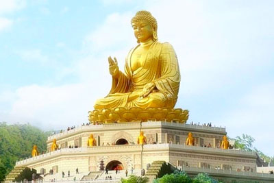 「敦化」中佛协会长传印长老等108位法师共同主法敦化金鼎大佛开光仪式