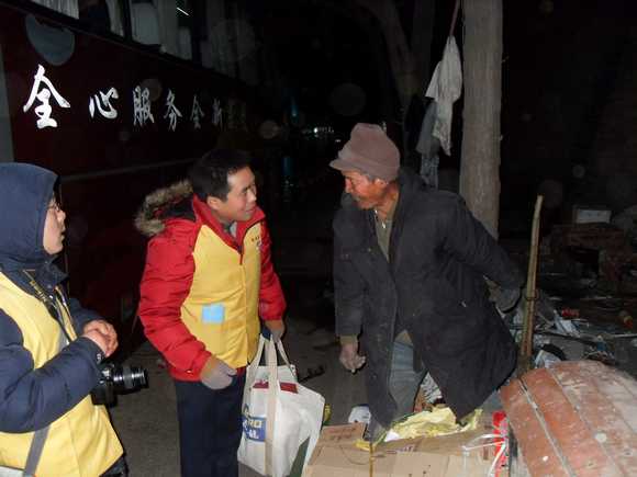 让我们用爱来关注那些流浪的人儿