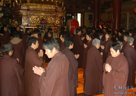 「东林寺」江西庐山东林寺举行一日一夜经行念佛活动