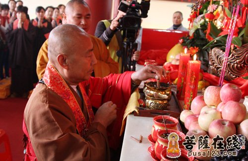 「佛教」江西宜春华林寺隆重举行寺院落成揭牌暨诸佛菩萨开光庆典