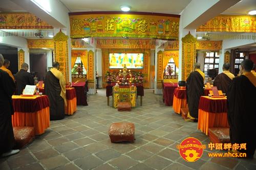 「佛教」广东省韶关南华禅寺为尼泊尔和我国西藏震区祈福募捐