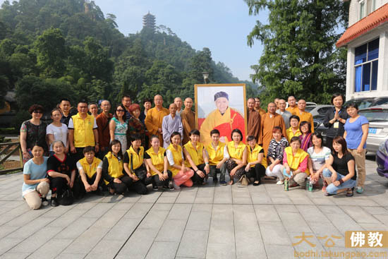 「缙云」重庆缙云寺温泉寺举行纪念惟贤长老诞辰九十五周年系列法会