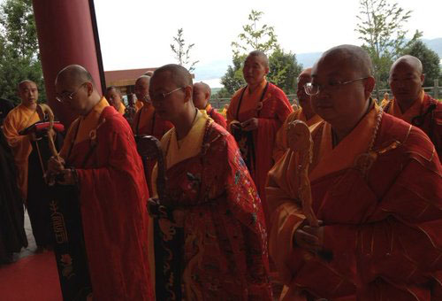 「文化」云南大理崇圣寺传授三坛大戒蹬比丘坛