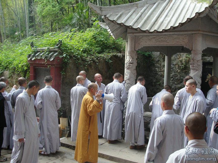 「灵岩山」苏州灵岩山佛学院学僧团参访东林祖庭 「灵岩山」苏州灵岩山佛学院学僧团参访东林祖庭