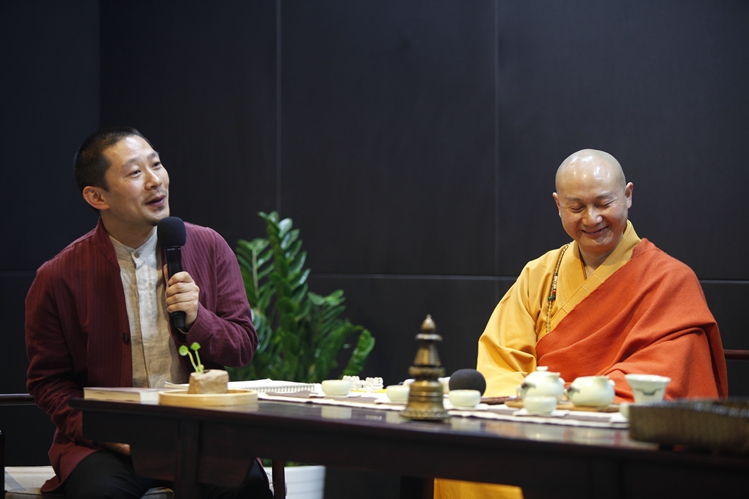 「赵一澄」2015年4月26号纪念弘一法师研讨会于山东临沂鸿儒美术馆举行