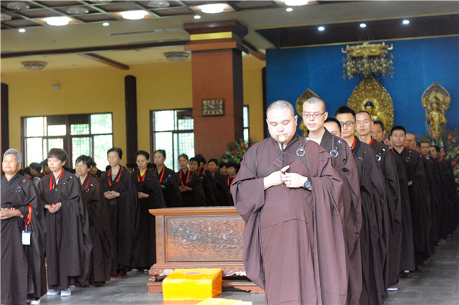 「佛教」佛七组图:一句弥陀 作大舟 「佛教」佛七组图:一句弥陀 作大舟