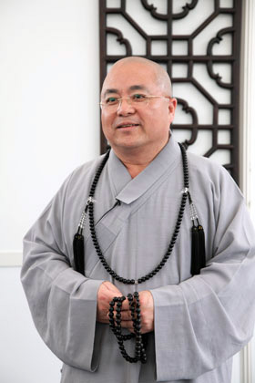 「法鼓山」法鼓山诚挚为大众送新年祝福 果东法师作新春开示