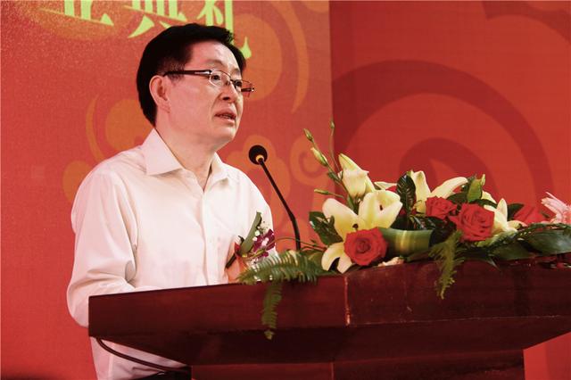 「佛教」广东深圳弘法寺举行本焕学院首届本科生毕业典礼