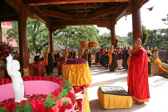 「佛教」北京灵光寺举行盛大浴佛法会 「佛教」北京灵光寺举行盛大浴佛法会