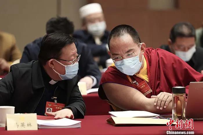「班禅喇嘛」为国家和人民福祉作出贡献——十一世班禅的履职与成长心路