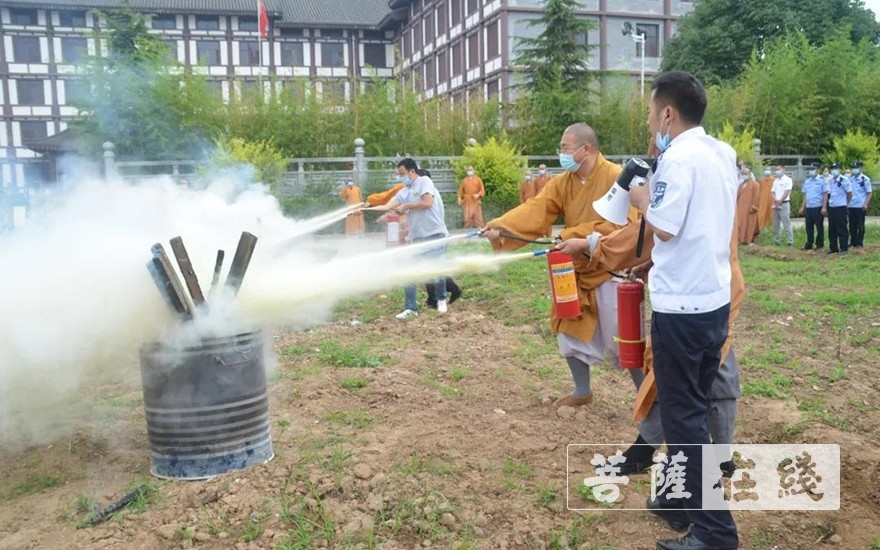 「消防」法门寺、法门寺佛学院开展“消防安全生产月”主题学习