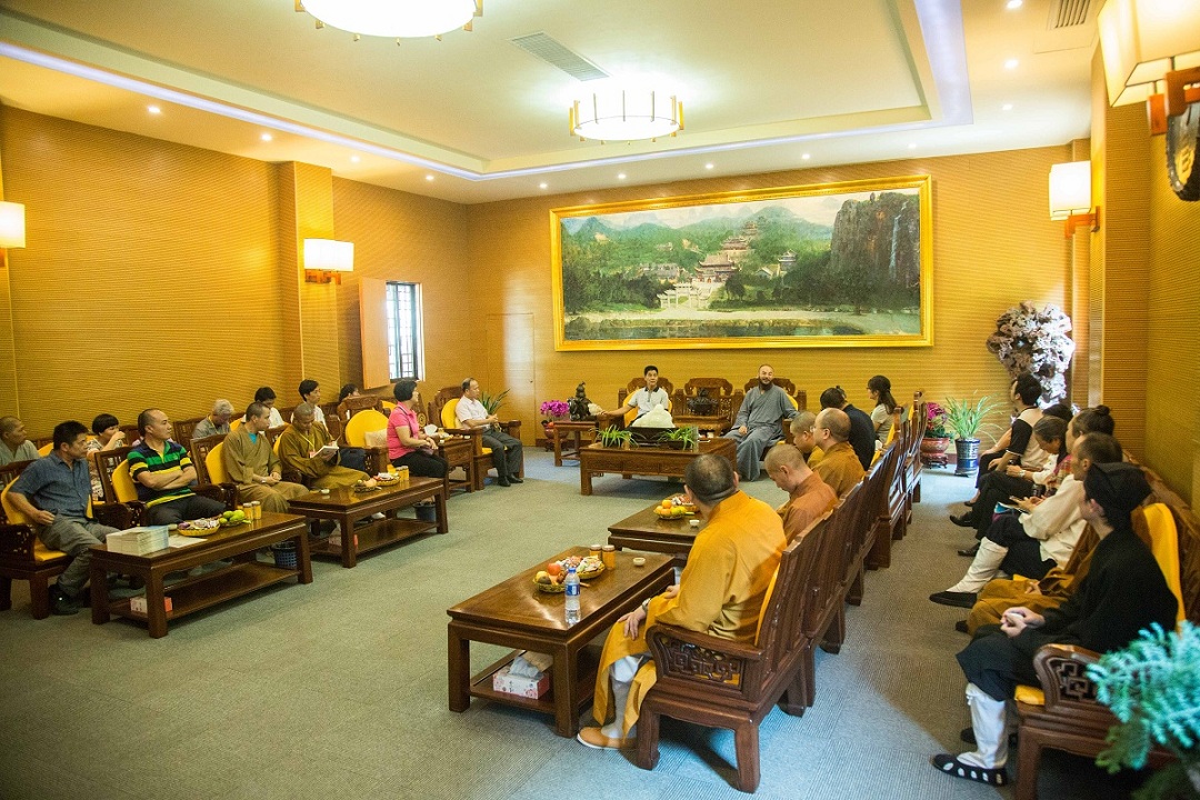 「时政」广东省宗教人士第四期培训班参访东华禅寺