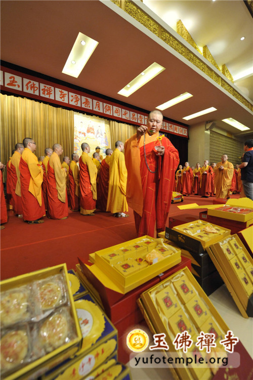 「佛教」上海玉佛禅寺举行观音菩萨成道纪念系列活动并举行慈善捐赠仪式