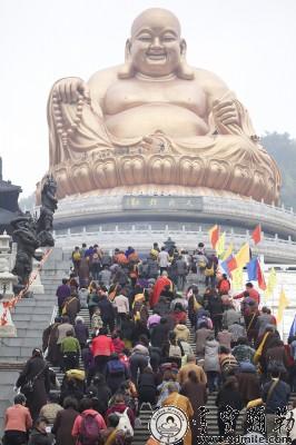 「三月三」“三月三·龙华会”浙江雪窦寺举行朝拜弥勒大佛祈福法会