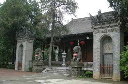 「兴教寺」明贤法师：兴教寺拆迁 挖了祖坟换了灵魂