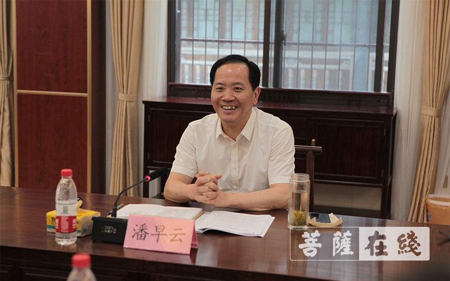 「佛教」镇江市副市长潘早云一行调研镇江市民族宗教工作