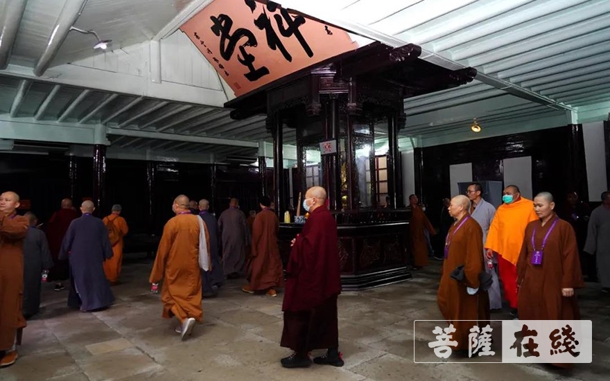 「佛教」第二届全国佛教院校“优秀教师”荣誉称号获得者参访天童禅寺 「佛教」第二届全国佛教院校“优秀教师”荣誉称号获得者参访天童禅寺