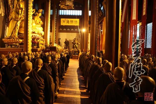 「佛教」浙江灵隐寺三坛大戒法会第二十天:供十师斋、演登坛仪、忏摩通宵