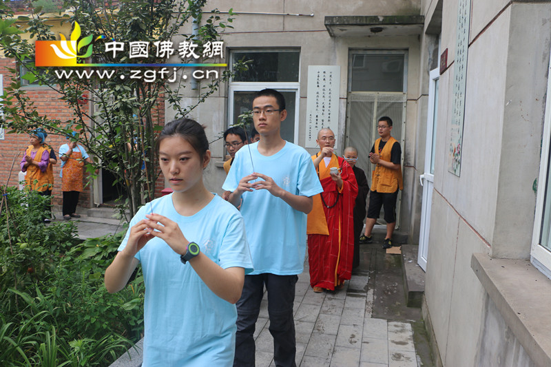 「佛教」河北霸州梵华精舍举行第四届“佛教文化与生活”夏令营洒净仪式