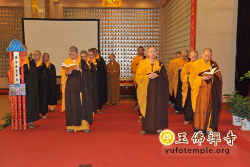 「佛教」上海玉佛禅寺举行第二十二届传授三皈五戒法会