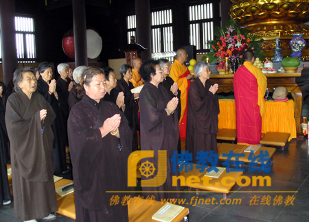 「佛教」辽宁大连旅顺蟠龙山正觉讲寺举行“千佛忏”法会