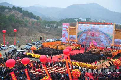 「本焕长老」本焕长老指骨舍利回乡 湖北新洲举行供奉祈福大典