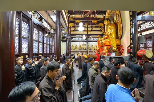 「放生仪轨」浙江温州妙果寺举行放生和传授三皈依五戒法会 「放生仪轨」浙江温州妙果寺举行放生和传授三皈依五戒法会