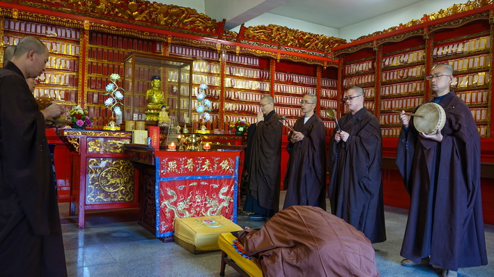 「佛教」河北柏林禅寺举行净慧长老诞辰纪念法会