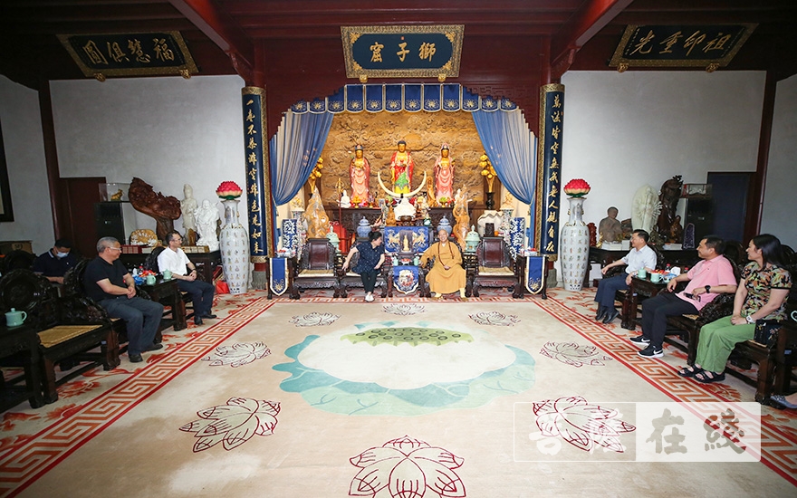 「佛教」舟山市委副书记徐张艳调研普陀山宗教工作