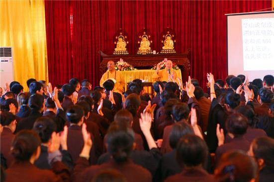 「八关斋戒」百名大学生体验出家参加广东弘法寺第22期八关斋戒