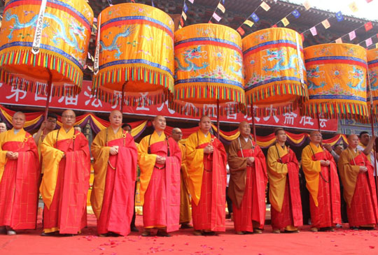 「佛教」山东宝相寺佛牙舍利面世二十一周年纪念法会圆满 「佛教」山东宝相寺佛牙舍利面世二十一周年纪念法会圆满
