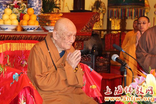 「佛教」梦参长老莅临上海龙华古寺 照诚大和尚虔诚恭迎