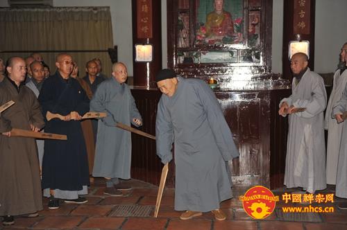 「甲午年」广东韶关南华禅寺举行甲午年冬季禅七“起七”仪式