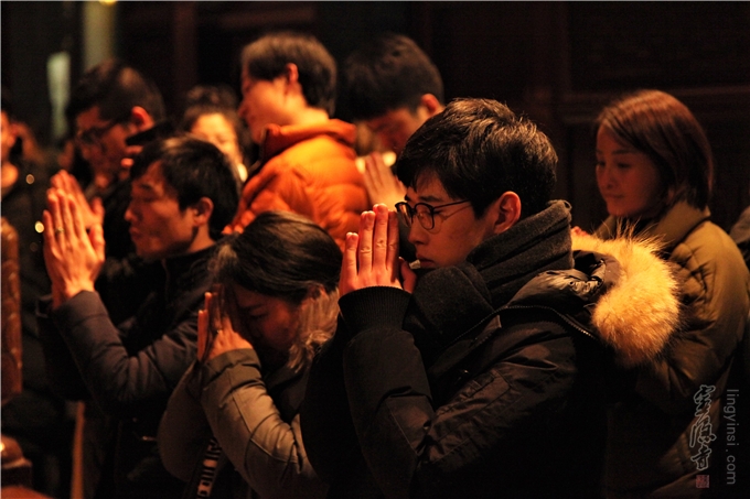 「灵隐寺」一元复始万象更新 2018跨年夜灵隐古刹吉祥欢喜。
