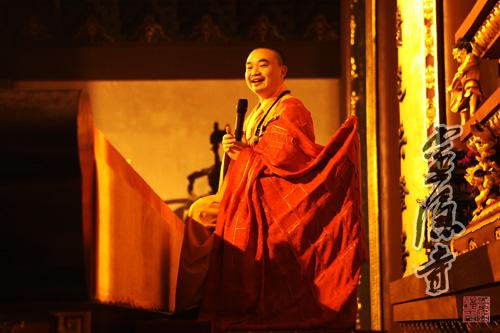 「灵隐寺」浙江灵隐寺三坛大戒法会第廿五天:讲比丘戒、和尚开示、菩萨居士习穿海青、搭衣 「灵隐寺」浙江灵隐寺三坛大戒法会第廿五天:讲比丘戒、和尚开示、菩萨居士习穿海青、搭衣