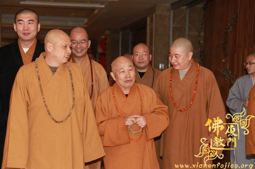 「佛教」中国佛教协会会长传印长老一行莅临厦门参加妙湛老和尚百年诞辰纪念系列活动