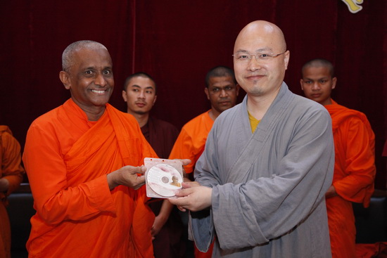 「佛教」斯里兰卡Dhammasiri长老一行参访湖北四祖寺 「佛教」斯里兰卡Dhammasiri长老一行参访湖北四祖寺