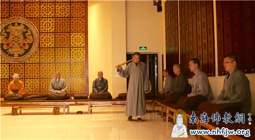 「佛教」本焕学院执事班于湖北大洪山大慈恩寺禅堂起香