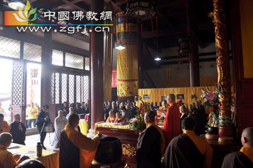 「佛教」六祖寺大愿方丈传授韩国法师法卷