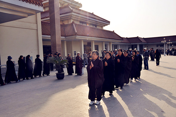 「栖霞寺」达道长老荼毗法会圆满 乾隆御赐紫衣袈裟重归栖霞寺