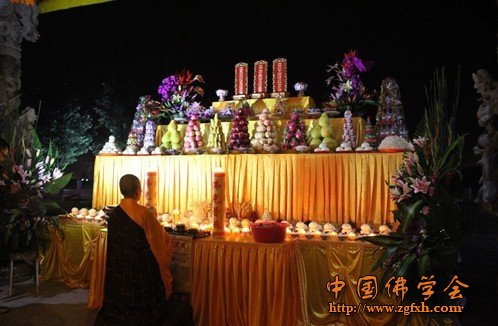 「佛教」广东梅州千佛塔寺隆重举行大悲祈福法会