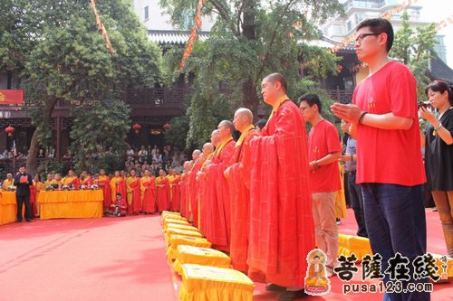 「佛教」南京毗卢寺隆重举行万佛楼落成十周年庆典暨观自在大佛开光法会