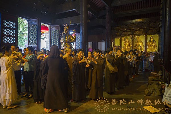 「佛教」全国各寺院举办盂兰盆纪念法会（一）